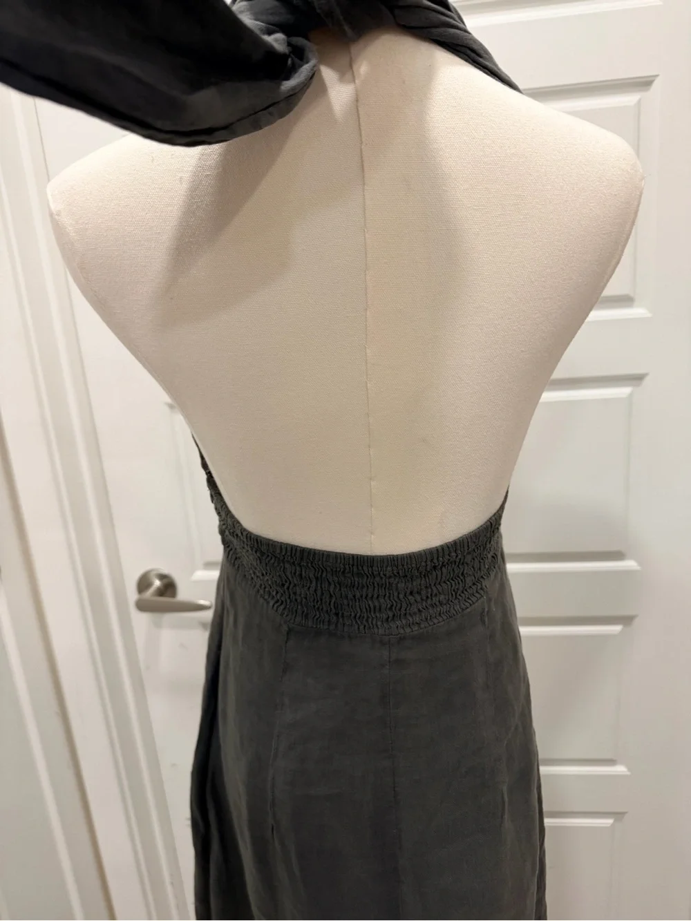NWT DARK GRAY 100%LINEN HALTER DRESS - Picture 9 of 11